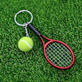 Pikkukuva 2 / 2: Mini Tennismaila Avaimenperä Avaimenperä Koru Tennispallo Avaimenperä Autolaukku Riipus Avaimenperä Lahja (satunnainen väri)