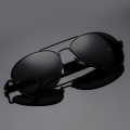 Pikkukuva 2 / 5: Miesten polarisoidut metalliset aurinkolasit Black frame, black and gray piece