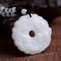 Miniatyrbild 1 av 8: Mode hänge Halsband Flerfärgad amulett Kvinnor Mans Lucky J White