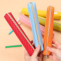 Miniatyrbild 2 av 6: Kawaii Small Fresh Canvas Blixtlås Pennfodral Brevpapper Lång P A4