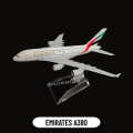 Miniatyrbillede 1 af 5: Skala 1:400 Metal Flyvemaskine Replika Emirates Airlines A380 B777 Flyvemaskine Diecast Model Aviation Legetøj Til Drenge 04.EMIRATES A380