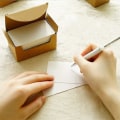 Miniatyrbillede 3 af 5: 100-sæt Mini Kuverter og 100-sæt Hvide Blanke Kort - Søde Multifarvede Designs