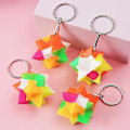 Pikkukuva 1 / 5: 4 kpl Puzzle Luban Lock -avaimenperä Maginen Kuutio Lasten Leikkiä Varten Lapsille Aikuisten Stressiä Lievittävä star anise