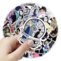 Pikkukuva 3 / 4: Wednesday Addams -sarjan asut/koristeet/peruukit naisille ja lapsille cosplay-juhliin ja naamiaisiin B Stickers 50pcs