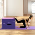 Miniatyrbillede 2 af 6: COSTWAY Incline Gymnastikmåtte - 120 x 60 x 35 cm - Foldbar retvinklet - EPE-skum og skridsikkert PVC-læder - Bærehåndtag