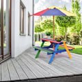 Miniatyrbillede 5 af 6: COSTWAY Børnehavebord og 2 bænk med parasol i fyrretræ, picnicbord til 4 børn, farverig farve Färgad + Brun