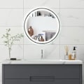 Miniatyrbillede 1 af 6: COSTWAY Ø 60 cm Rundt badeværelsesspejl - LED, Anti-dug, 3 farver, Hukommelsesfunktion, Tid/Temperatur Display, Ubrydelig
