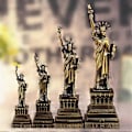 Pikkukuva 3 / 4: Retro Amerikkalainen Vapaudenpatsas Sisustus Metallikoriste Käsityöt Miniatyyrit (Pronssi, 25CM)