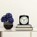 Miniatyrbild 2 av 5: 8,5 cm Analog Väckarklocka Svart Kvadrat Tyst Liten Metall Reseväckarklockor För Barns Säng