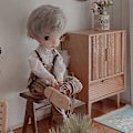 Pikkukuva 5 / 5: 1/6 Bjd Ob11 Miniatyylikaluste Mini Malli / Sivupöytä / Matala Jakkara A