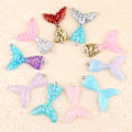 Miniatyrbillede 1 af 8: 10 stk. blandet glitter havfrue fiskehale harpiks DIY vedhæng passer til bh Multicolor
