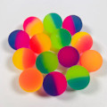Miniatyrbilde 5 av 8: 1 stk 25 mm tofarget elastisk ball leketøy barn farget gutt gummi one size