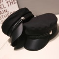 Miniatyrbilde 1 av 5: Militærhatt i skinn matroshatter Flat Top Captain Cap Travel C One size