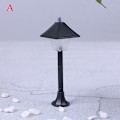 Pikkukuva 1 / 8: 1 kpl katuvalot askarteluhahmot puutarhakoriste miniatyyri messuille A
