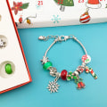 Pikkukuva 4 / 6: 23-24 Joulun adventtikalenteri Lähtölaskenta Tee-se-itse Creative korujen sokealaatikkolahjapeli 24 kpl 24 päivää 6
