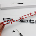 Miniatyrbild 5 av 5: Cool Quattro Logotyp Emblem Dekal Frontgrill Nedre Trim för Aud-i A6 A7