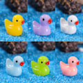 Miniatyrbilde 4 av 4: 100 stk. Miniatyr And Sett Dekor Realistisk Form Slitesterk Resin Søt for C...