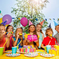 Miniatyrbild 5 av 7: 11 st partyhattar, födelsedagskottpartyhattar med pom poms, papperspartyhattar för barn, tårtfödelsedagsfestkotthattsar för flickor pojkar vuxna