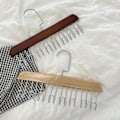 Miniatyrbillede 2 af 5: 2-pak BH-bøjle | Robust og holdbar træ tørklædearrangør | Pladsbesparende bøjler, tøjarrangør til hue, tørklæder, BH'er, kæledyrstøj