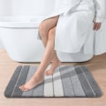 Miniatyrbillede 2 af 5: Bademåtte 40 x 60 cm Skridsikker Bademåtte Super Absorberende Vand, Maskinvaskbar, Mikrofiber Absorberende Badeværelsesgulvmåtte, Grå