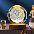 Miniatyrbillede 1 af 2: 3D Planet Krystalkugle med Træbase, 3D Krystal LED Natlampe, Rum Galaxy Krystalkugle Ornament til Hjemmet