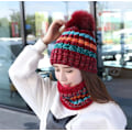 Miniatyrbilde 3 av 3: Vinterstrikket lue- og skjerfsett for kvinner, beanie med pompom Wine Red