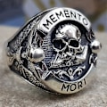 Pikkukuva 1 / 5: Memento Mori Pääkallo Sterling Hopeasormus 13