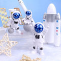 Miniatyrbillede 5 af 5: 3 stk. Astronaut Figurine Kage Topper Ydre Rum Kage Dekoration Astronaut Model Display Miniature Som