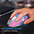 Miniatyrbilde 4 av 4: Gamingmus, 7 farger bakgrunnsbelyst optisk spillmus ergonomisk USB kablet med 2400 DPI og 6 knapper 4 skyting for datamaskin/Win/Android/iOS. (Rosa blå)