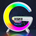 Miniatyrbilde 1 av 5: Multifunksjons Trådløs Lader Stativ Høytaler TF RGB Nattelys 15W Rask Ladestajon for iPhone Samsung Xiaomi Huawei Green