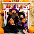 Pikkukuva 3 / 4: 4 kpl valeviiksiä, Halloween-parta, Joulupukin parta, valkoiset pitkät hiukset, musta parta, juhlaparta