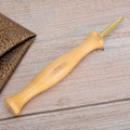 Pikkukuva 4 / 5: Pujotusneula puukahvalla, kannettava kirjontakynä, ompelu, kutomatyökalu ompeluun ja kirjontaan, DIY-käsitöihin
