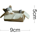 Miniatyrbillede 2 af 3: Miniature kattefigur til fehave - Vildkat i kasse