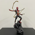 Miniatyrbilde 4 av 5: Avengers Heroes Without a Return Steel Spider-Man Statue Ani