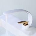 Miniatyrbilde 1 av 5: Servantarmatur Baderom Messing-Gull Hvit Vask Blandebatteri Enkelt Håndtak Enkelt Hull Vanity Kran Vaskerom Kunst Vask Kran