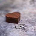 Miniatyrbillede 4 af 5: Sort valnød massivt træ kærlighedsring æske mini smykkeskrin ins s