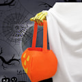 Pikkukuva 2 / 5: Halloween-aave, noita ja kummitus - naamiaiskäyttöön tarkoitettu peitto