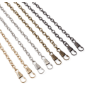 Miniatyrbilde 1 av 5: Set med 8 jernstropper 120 cm med metallspenne for vesker, håndvesker og clutcher i 4 farger