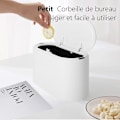 Miniatyrbild 5 av 5: 2-pack litet bordssopskorg med tryckknappslock, minitavla
