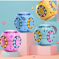 Miniatyrbillede 4 af 5: Blå Fingerspids Cube Roterende Magisk Bønne Stress Relief Puslespil Edu
