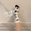 Miniatyrbillede 3 af 5: Dame sokker (2 par) bløde damesokker i sort og hvid ko