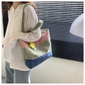 Miniatyrbilde 4 av 4: Flerfarget stripete skulderbag