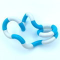 Miniatyrbillede 2 af 5: Tangle Toys, 10 stk. Sorte og røde Twist Gadgets, Hånd Gadgets