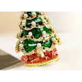 Miniatyrbilde 4 av 5: Julepynt i emalje til husholdning