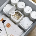 Miniatyrbild 5 av 5: Bomullspinnebox, 2 stycken bomullspinnebox bomullspinnebehållare bomullspinnebox med lock bomullspinnebox för vardagsrum sovrum badrum, fyrkantig och