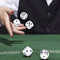 Miniatyrbild 4 av 5: Tärningskopp i Läder, Tärningskopp i Läderimitation med 10 Prickiga Tärningar för Spel, Festleksaker, Presenter 2 st)