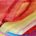 Miniatyrbild 5 av 5: 100st 22 Färger 7x9 9x12 10x15 13x18 Cm Dragable Organza Väskor Smycken net 9x12cm 100pcs