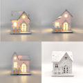 Miniatyrbild 4 av 7: Julpynt i trä - Ljusande snöflinga husstuga Type C