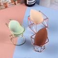 Miniatyrbillede 3 af 5: Makeup Svampeholder Hul Fristående Elektroplettering Daglig Brug Kommode Makeup Svampetørrer Forfængelighedsartikler Rose Gold B