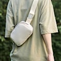 Miniatyrbild 5 av 5: KXJ-Bältesväska för Kvinnor Trendiga Magväskor Crossbody Väska Midjeväska för Vandring Promenader Cykling Resor Off-white